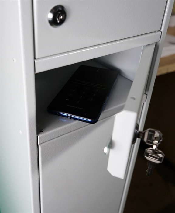 Шкаф для хранения мобильных телефонов ММ16