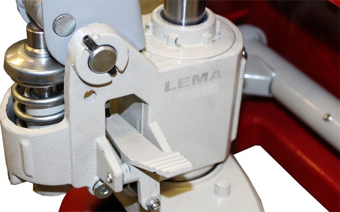 Гидравлическая тележка LEMA LM 25 III 1150x550