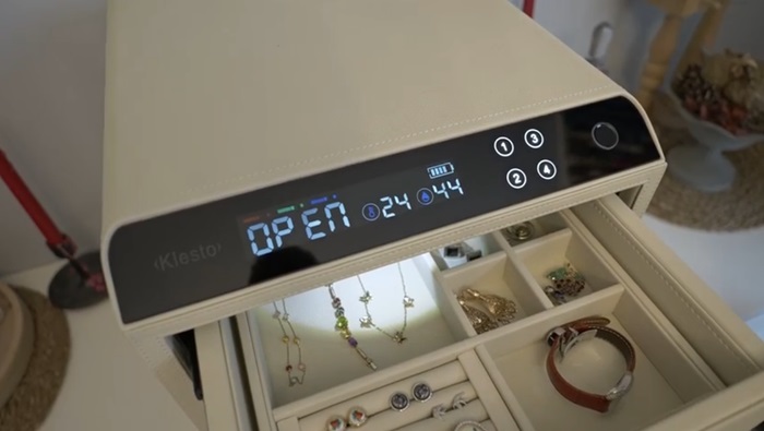 Сейф для украшений Klesto Smart JS4 слоновая кость